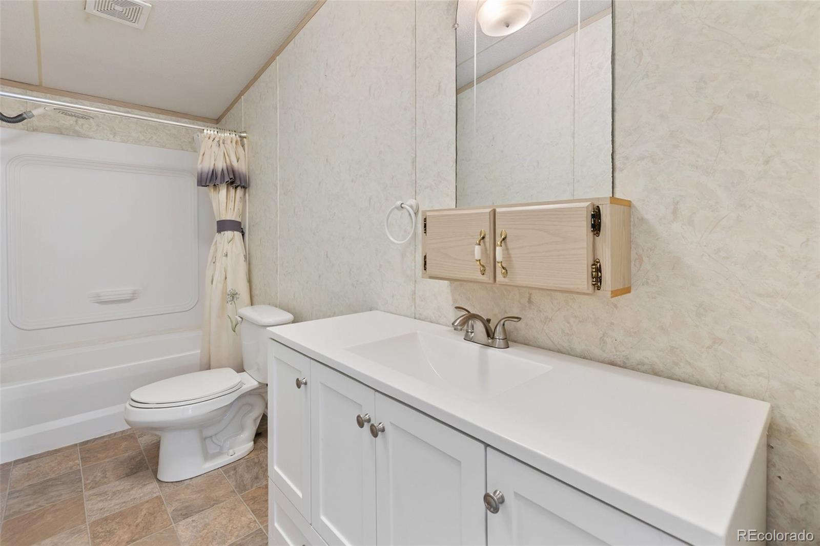 358 13th Street Penrose CO 81240