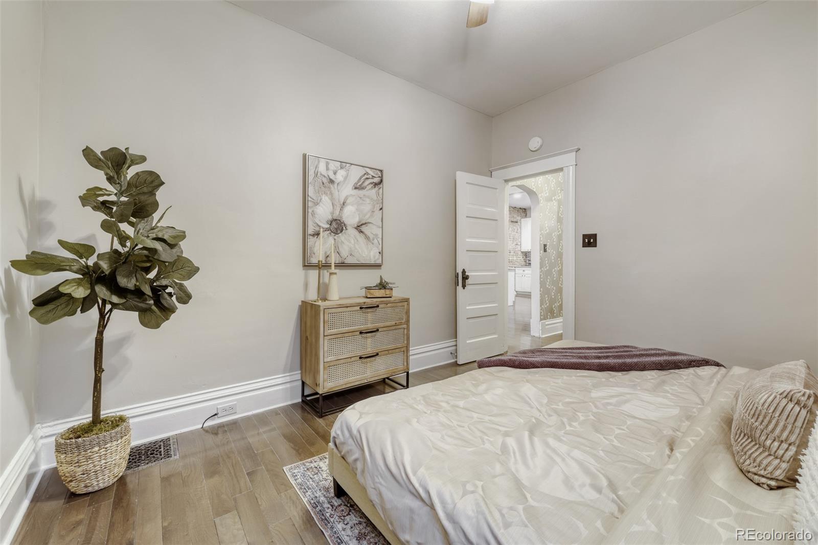 1035 S Pennsylvania Street Denver CO 80209