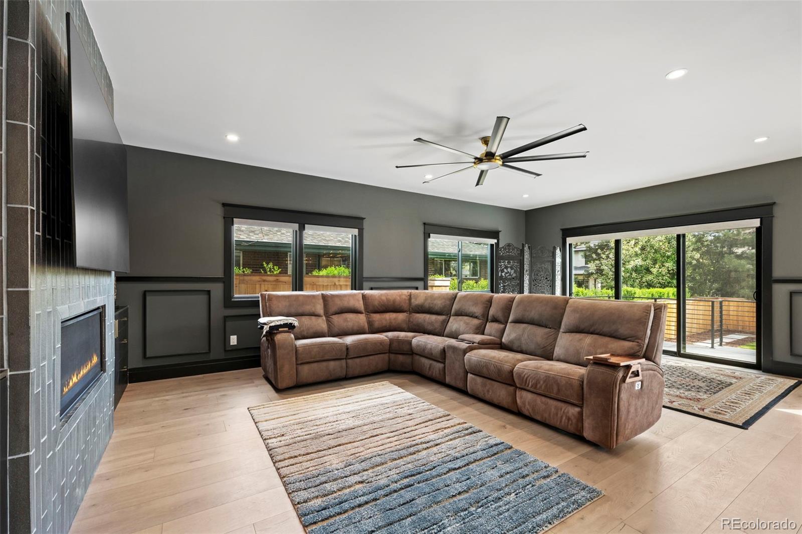 148 S Grape Street Denver CO 80246