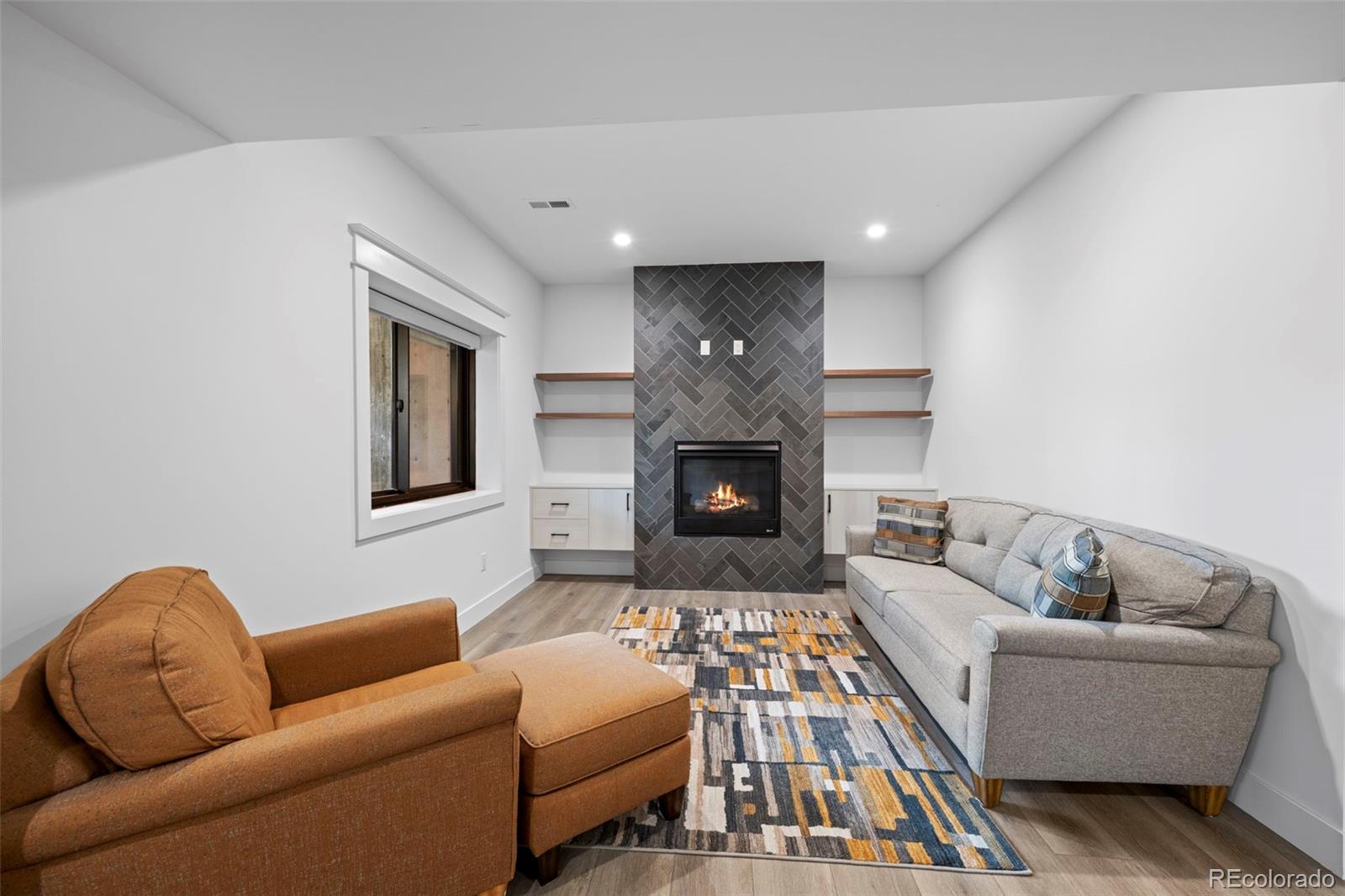 148 S Grape Street Denver CO 80246