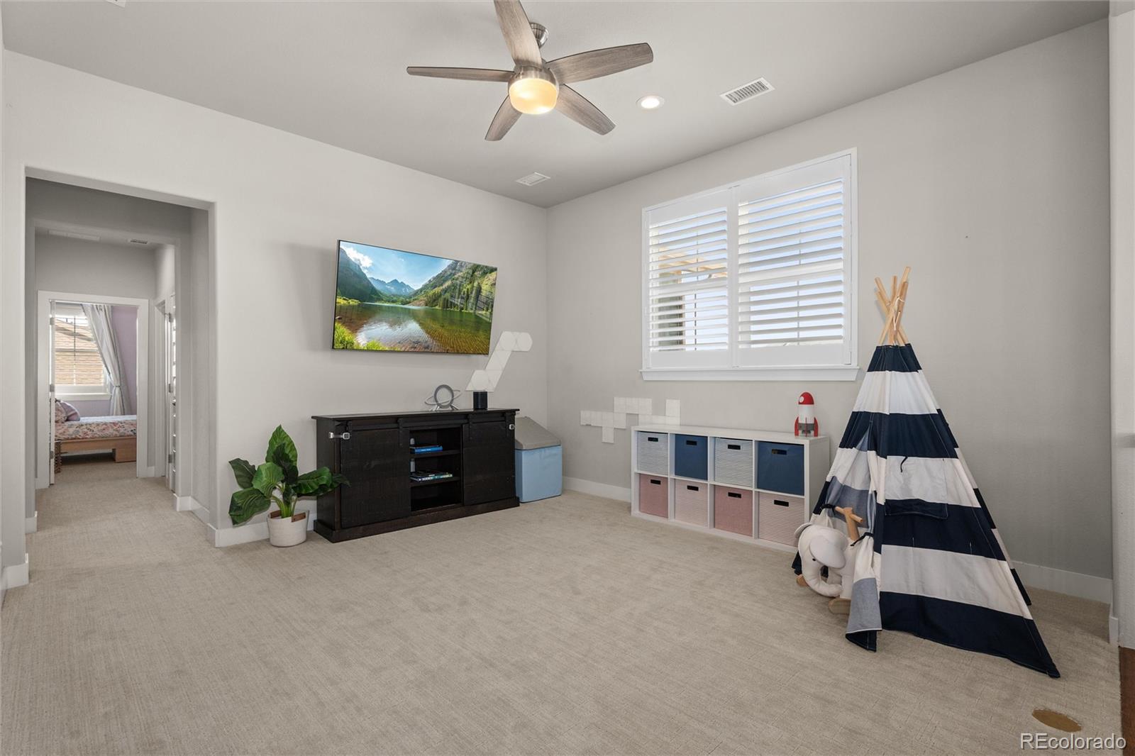 27671 E Lakeview Drive Aurora CO 80016