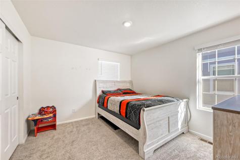 6070 N Gibralter Court Aurora CO 80019