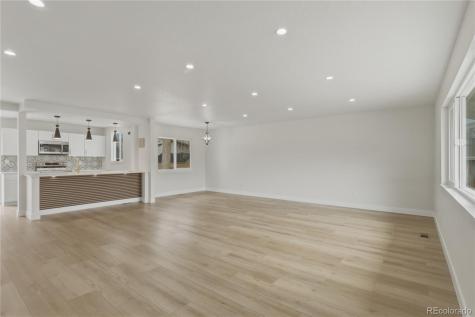 1351 S Peoria Court Aurora CO 80012