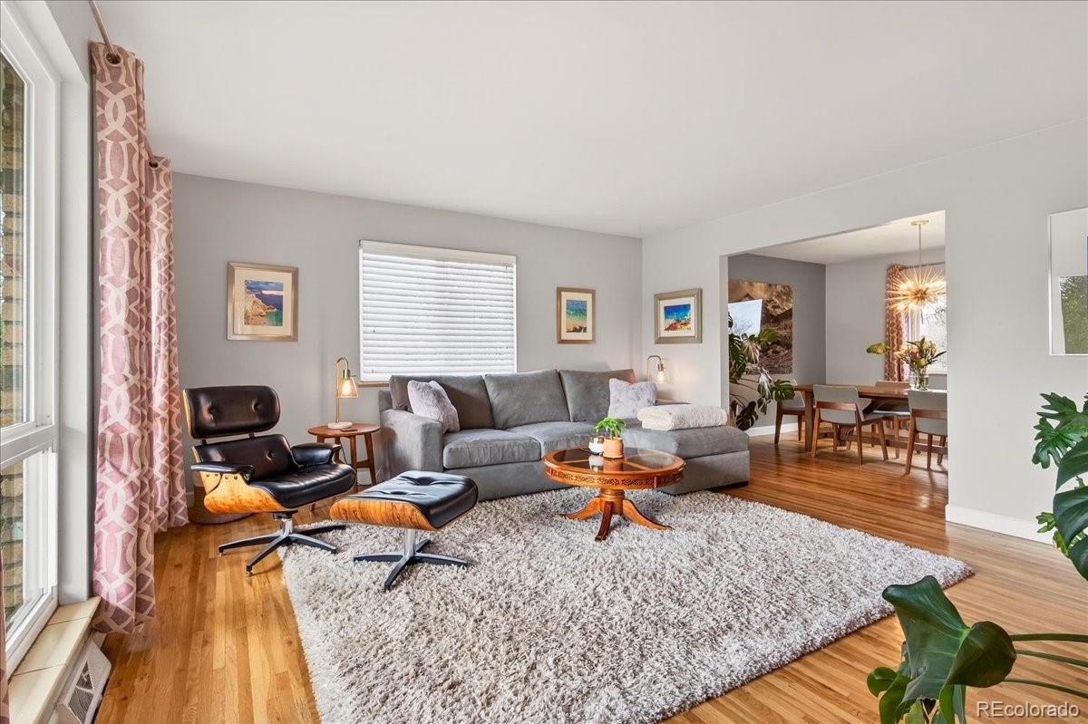 7156 S Kendall Boulevard Littleton CO 80128