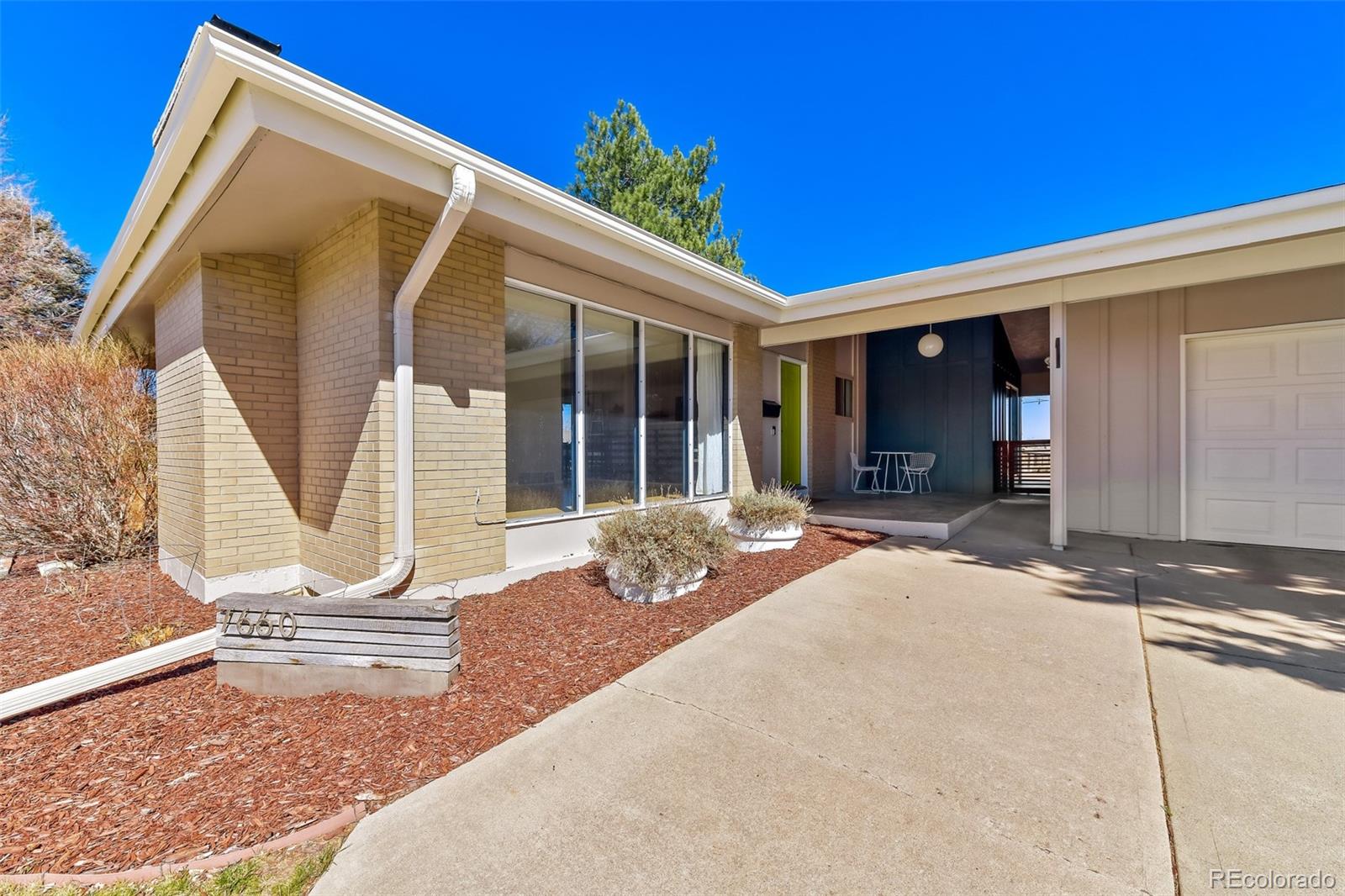 7660 S Sheridan Court Littleton CO 80128