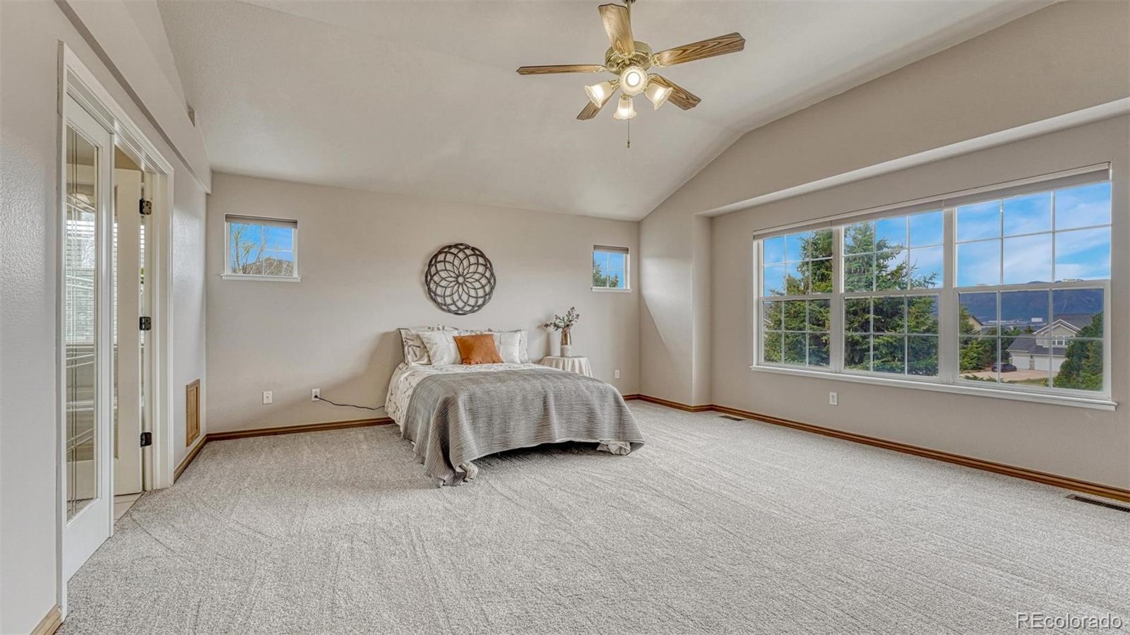15211 Ridgefield Lane Colorado Springs CO 80921