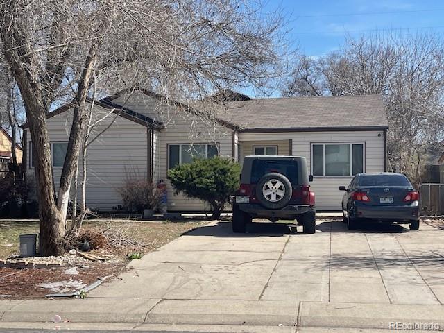 1764 Newark Street Aurora CO 80010