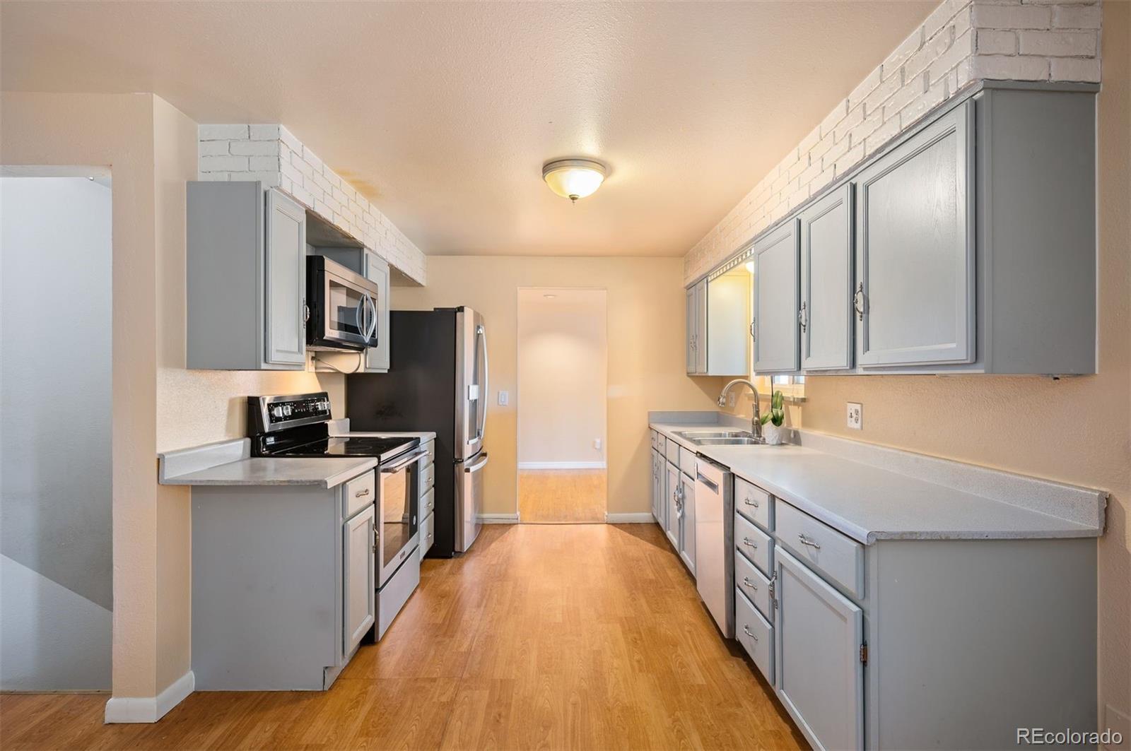 8266 Conifer Road Denver CO 80221