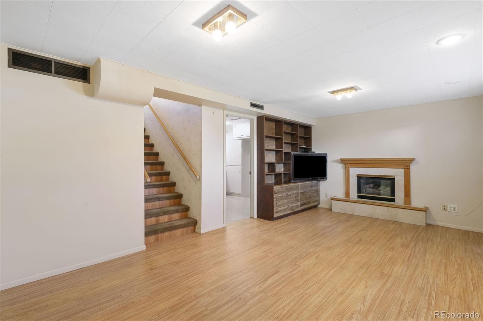 718 Querida Drive Colorado Springs CO 80909