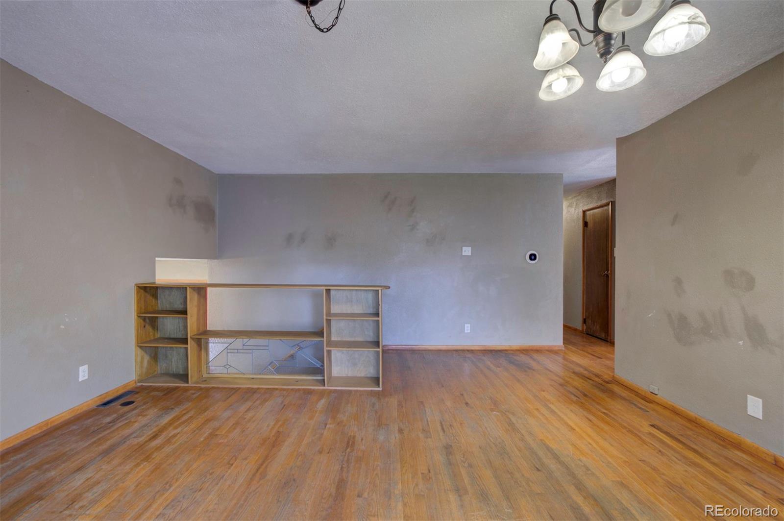 61 Louis Nelson Road Pueblo CO 81001