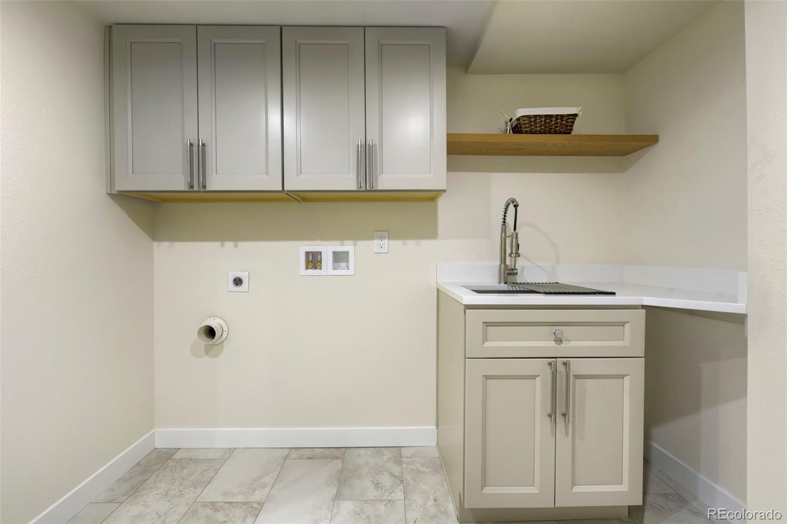 7662 S Johnson Street Littleton CO 80127