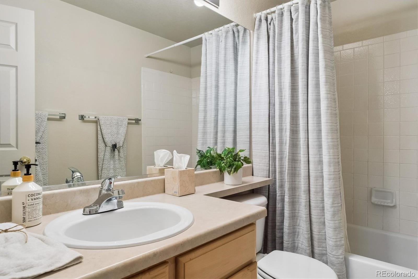 5150 S Wenatchee Street Aurora CO 80015