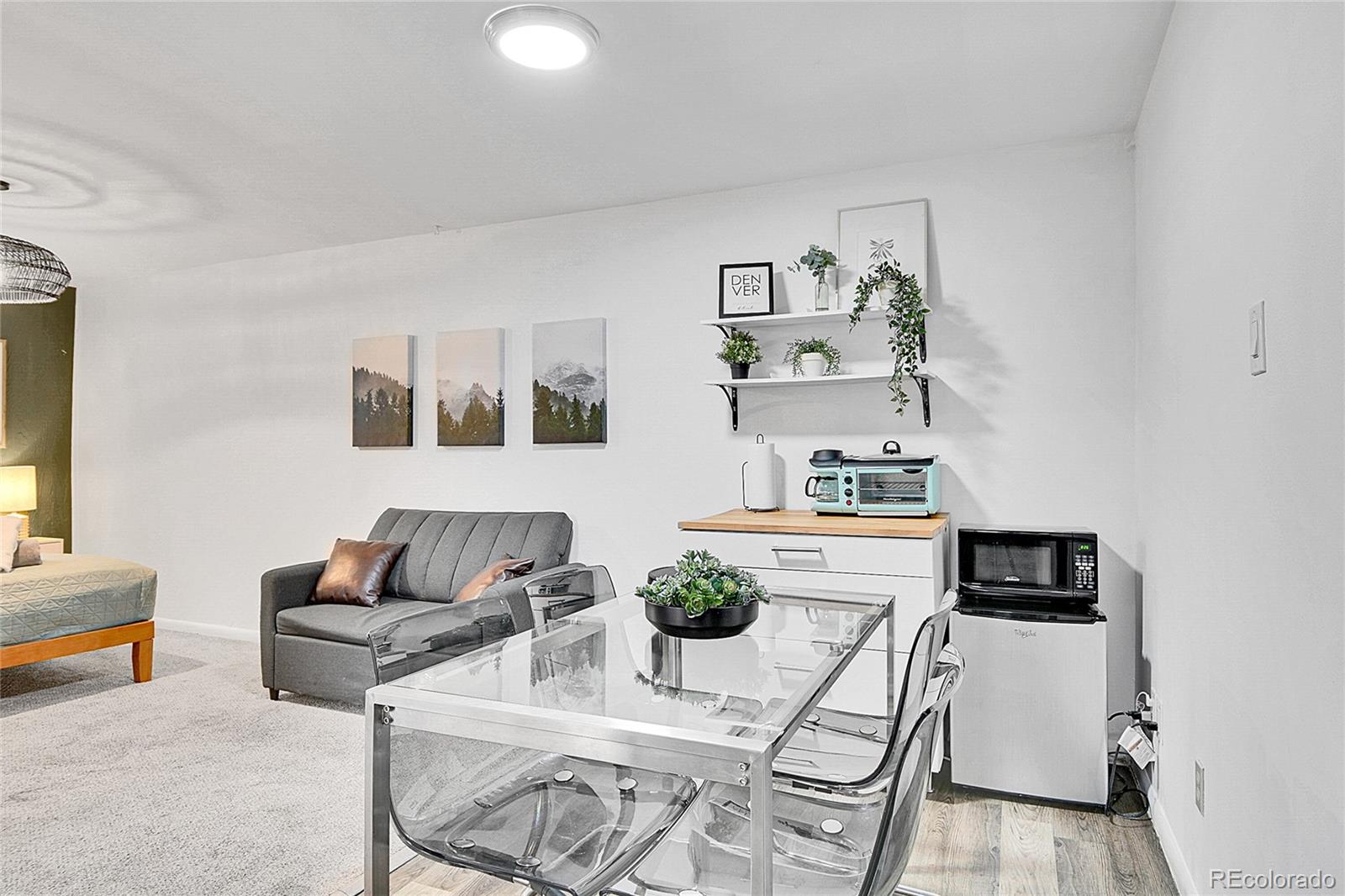 7001 Alan Drive Denver CO 80221