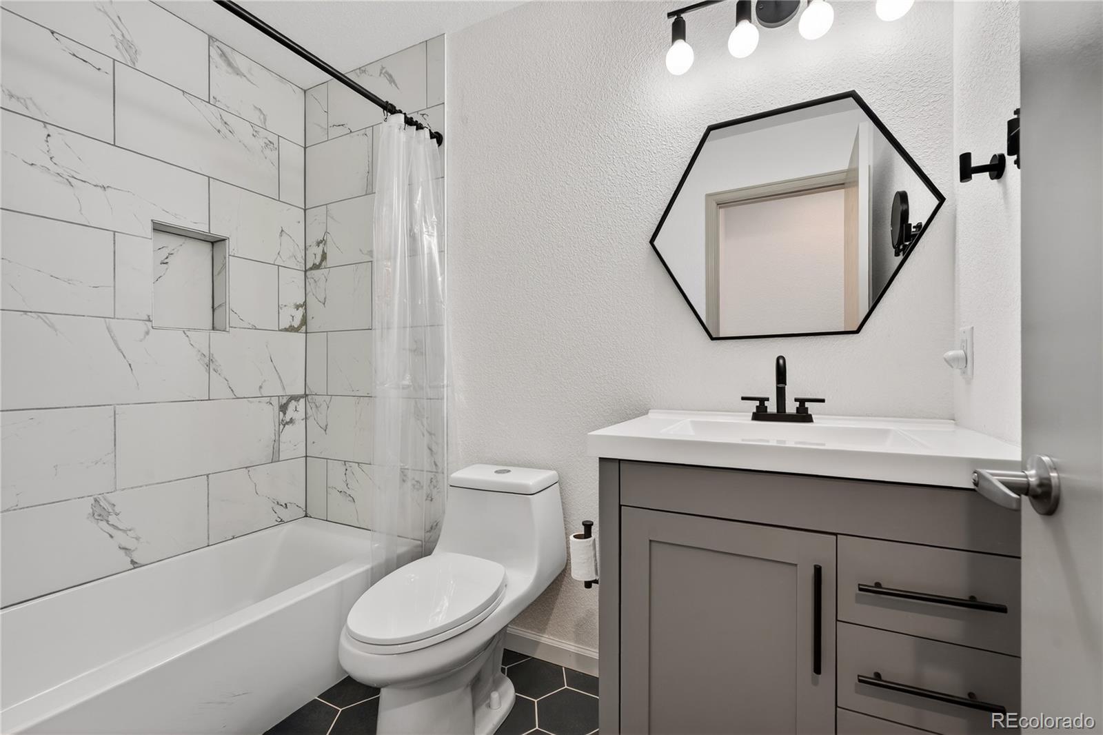 3688 Dexter Court Denver CO 80207