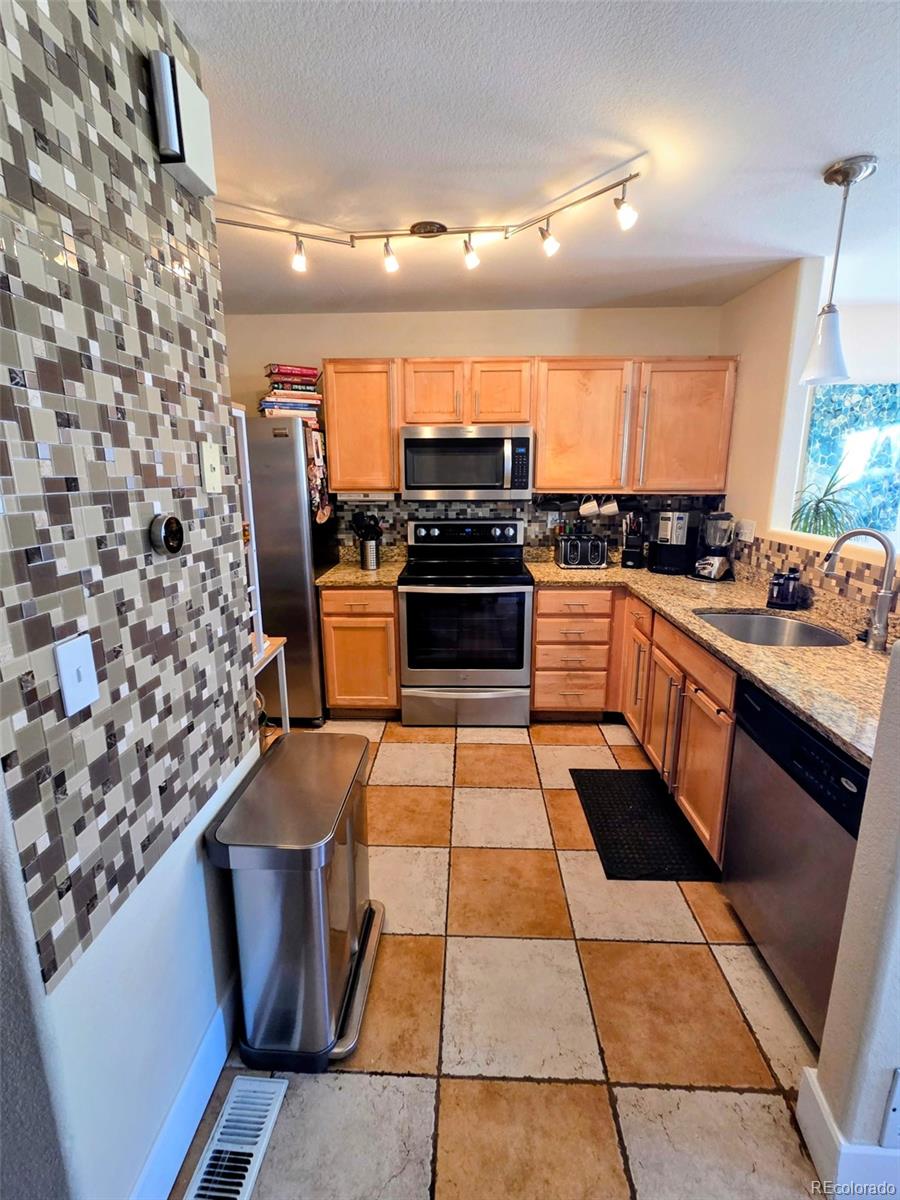 4873 Cornish Court Denver CO 80239