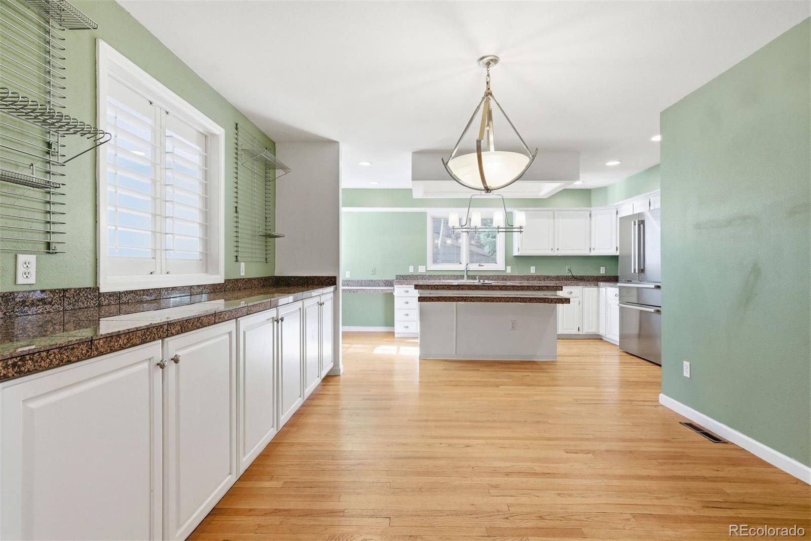 1520 W Briarwood Avenue Littleton CO 80120