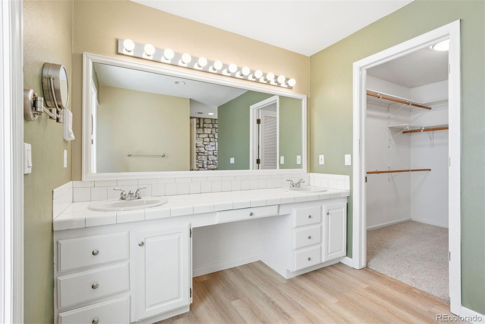 1520 W Briarwood Avenue Littleton CO 80120
