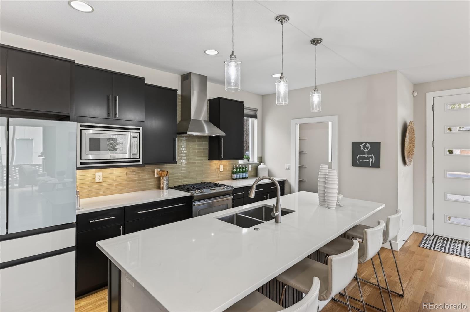 2738 W 43rd Avenue Denver CO 80211