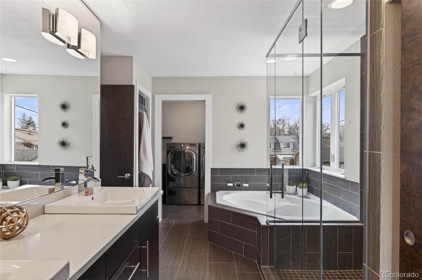 2738 W 43rd Avenue Denver CO 80211