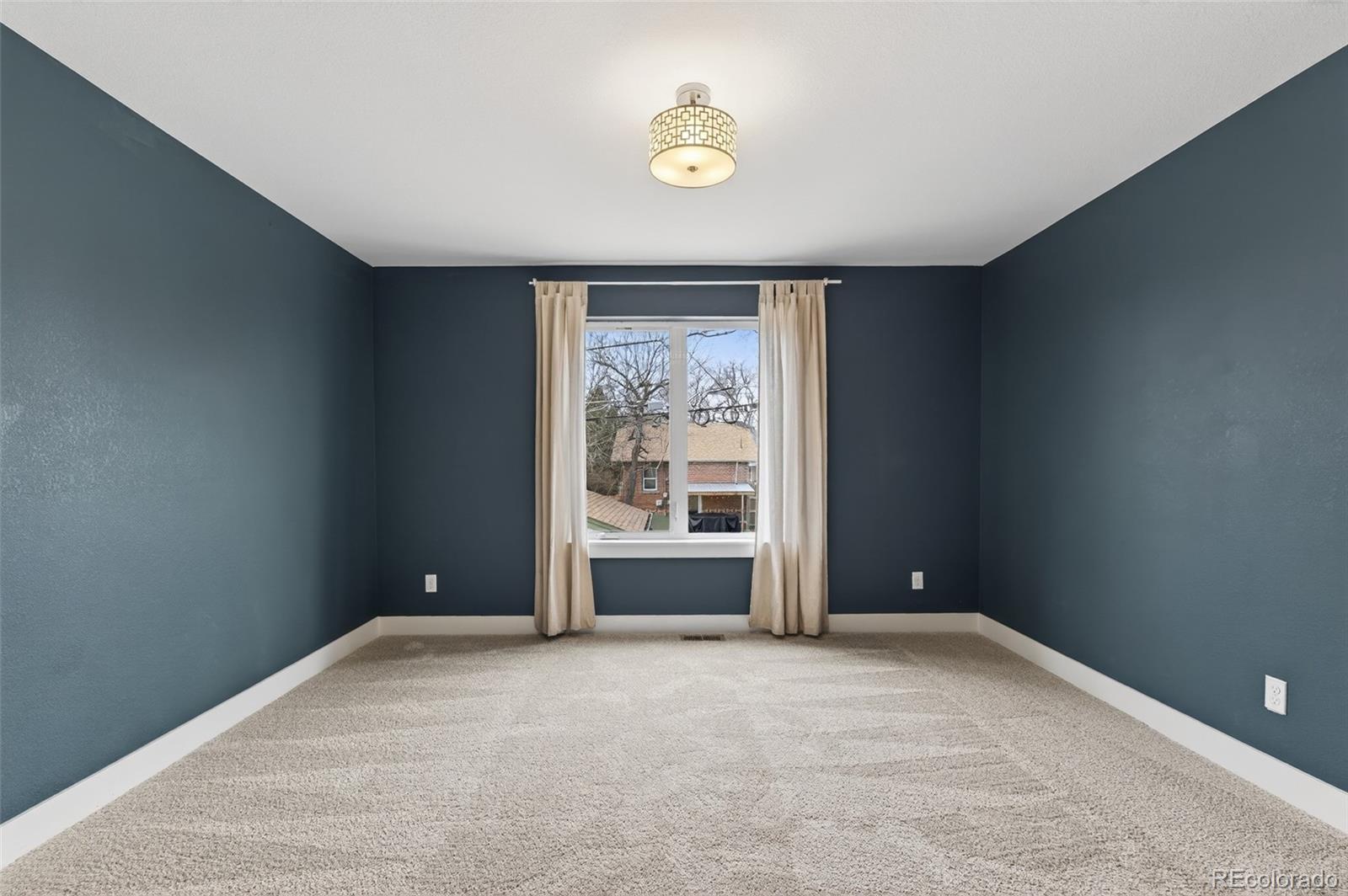 2738 W 43rd Avenue Denver CO 80211