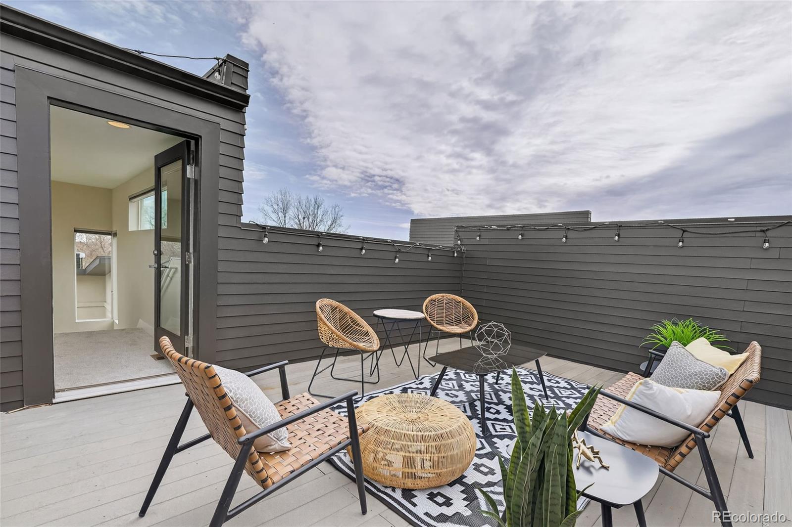2738 W 43rd Avenue Denver CO 80211