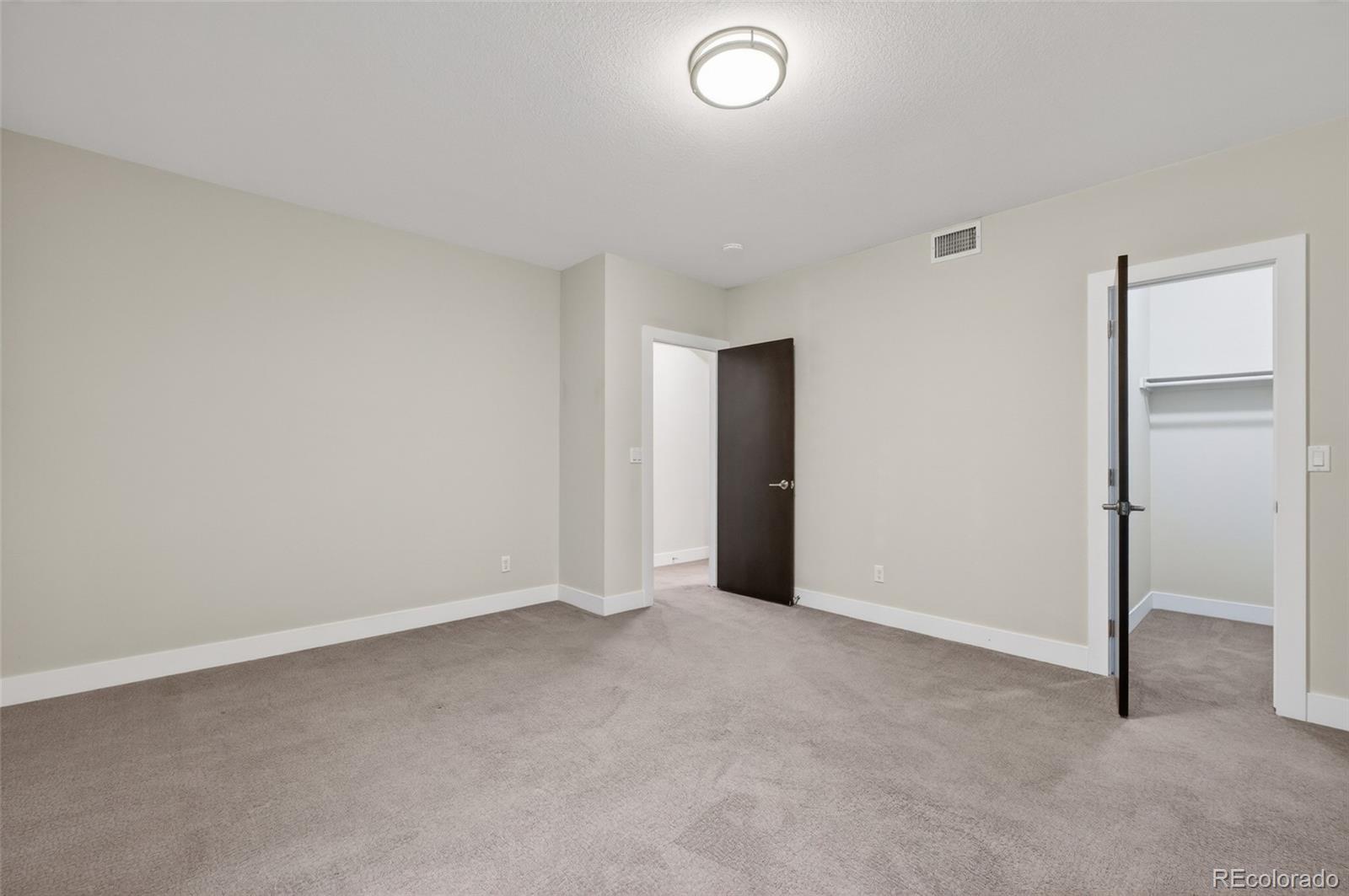2738 W 43rd Avenue Denver CO 80211