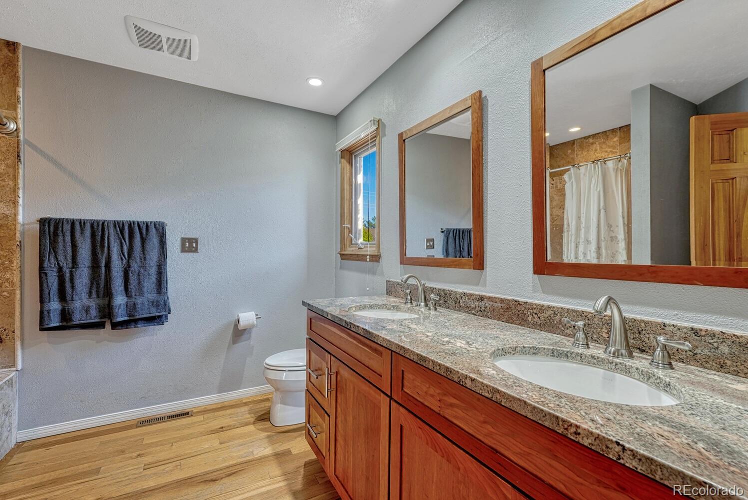 7909 S Poplar Way Centennial CO 80112
