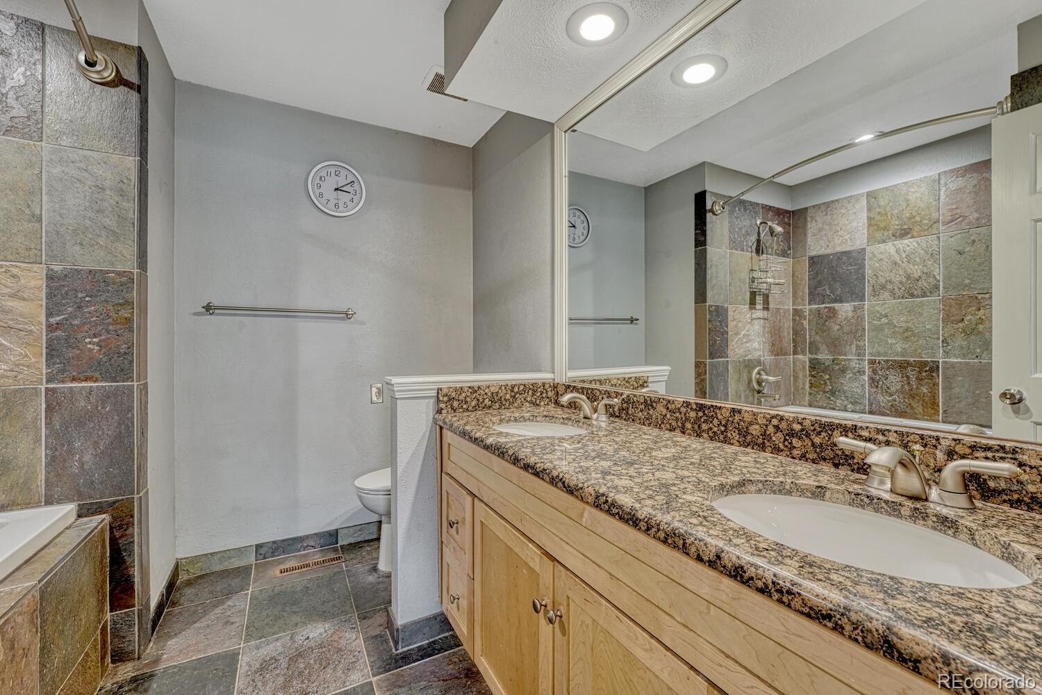 7909 S Poplar Way Centennial CO 80112