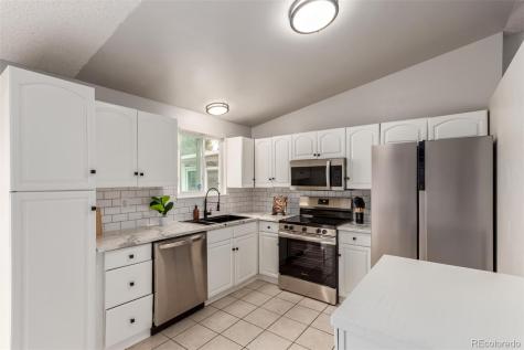 4218 S Cathay Way Aurora CO 80013