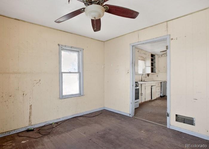 492 3rd Avenue Deer Trail CO 80105