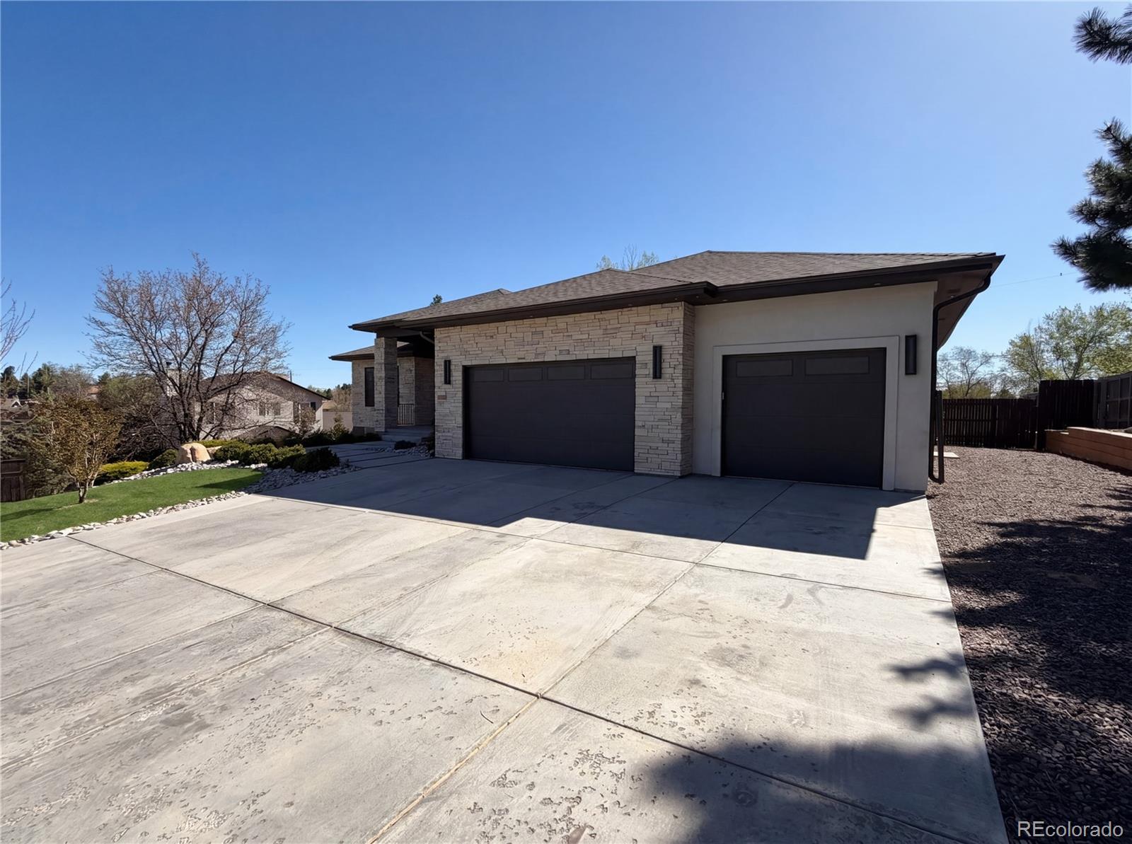 8804 S Brentwood Street Littleton CO 80128