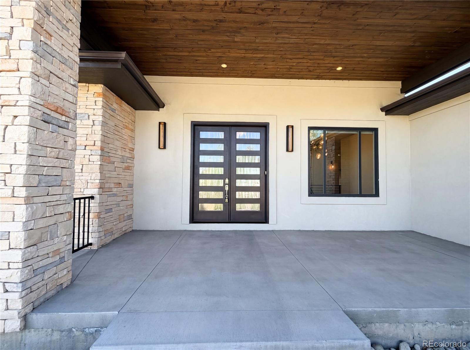8804 S Brentwood Street Littleton CO 80128
