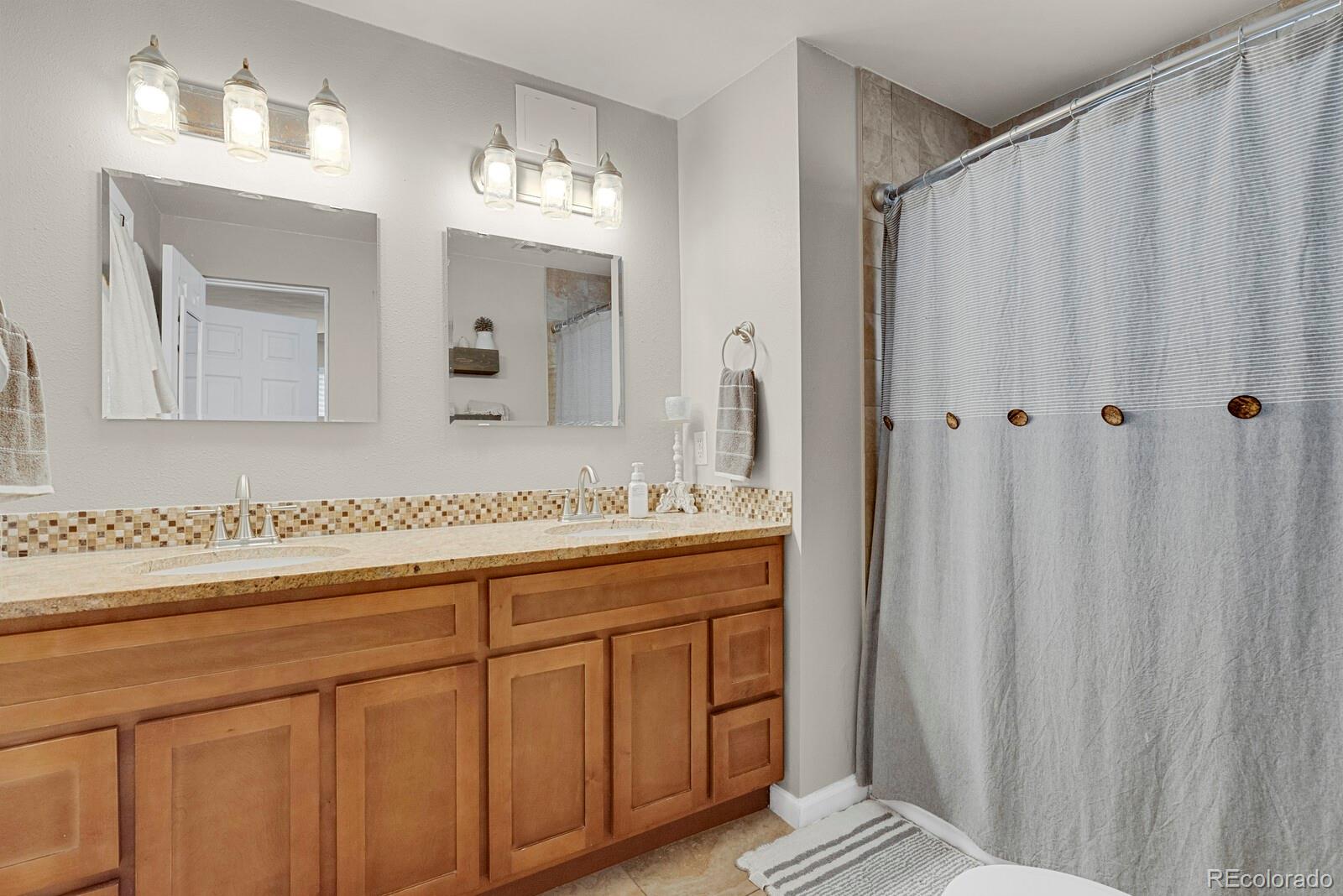 7232 S Broadway Centennial CO 80122