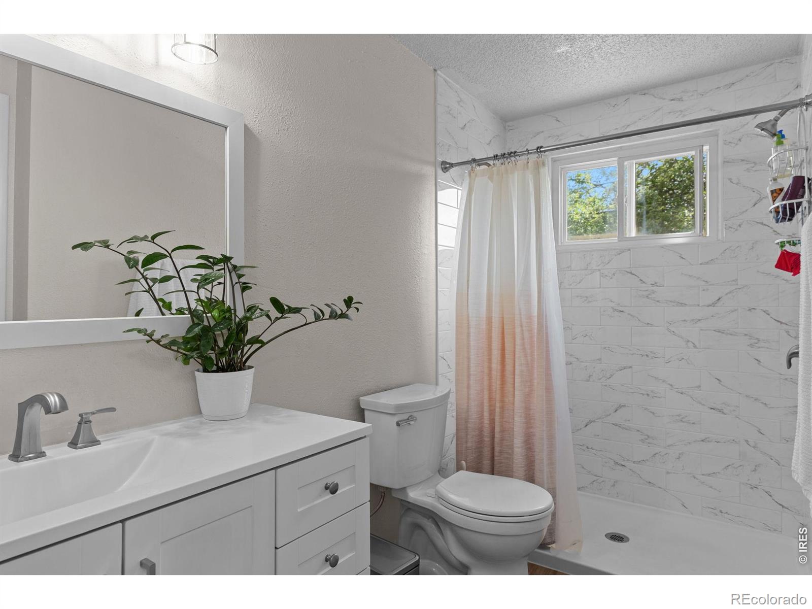927 E 4th Avenue Longmont CO 80504