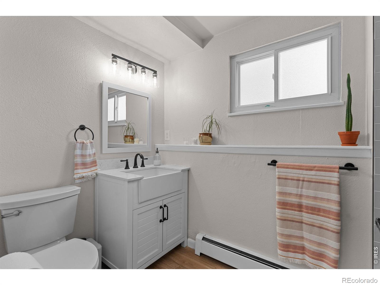 927 E 4th Avenue Longmont CO 80504