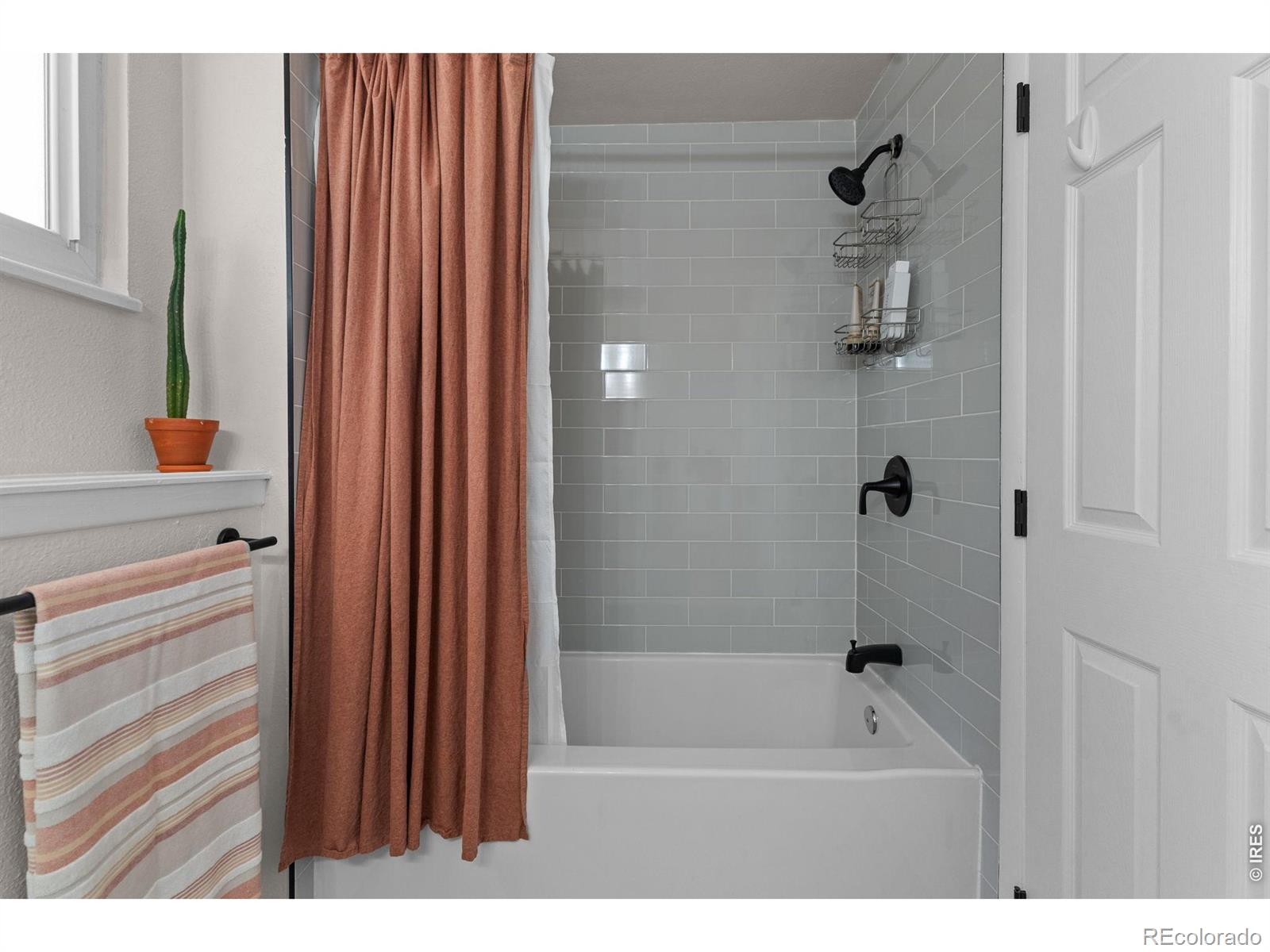 927 E 4th Avenue Longmont CO 80504