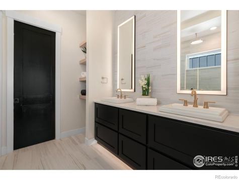 3631 N Buchanan Court Aurora CO 80019