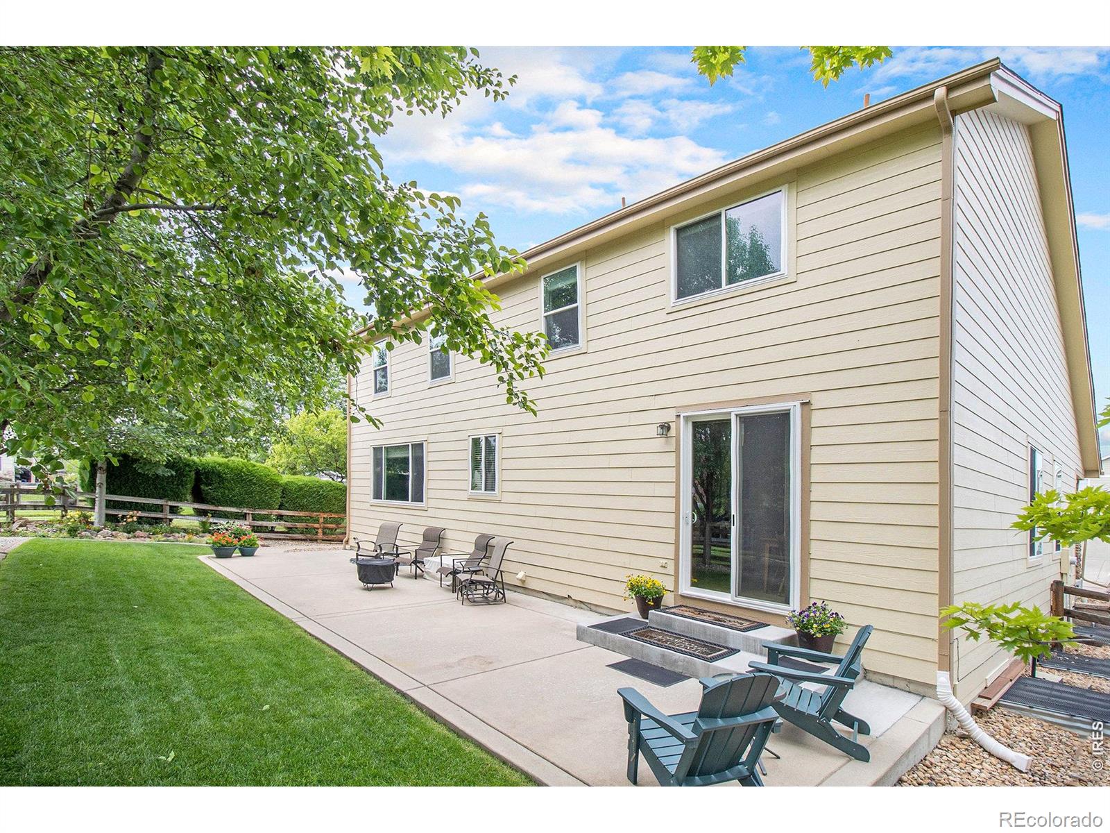 1943 Lochmore Drive Longmont CO 80504
