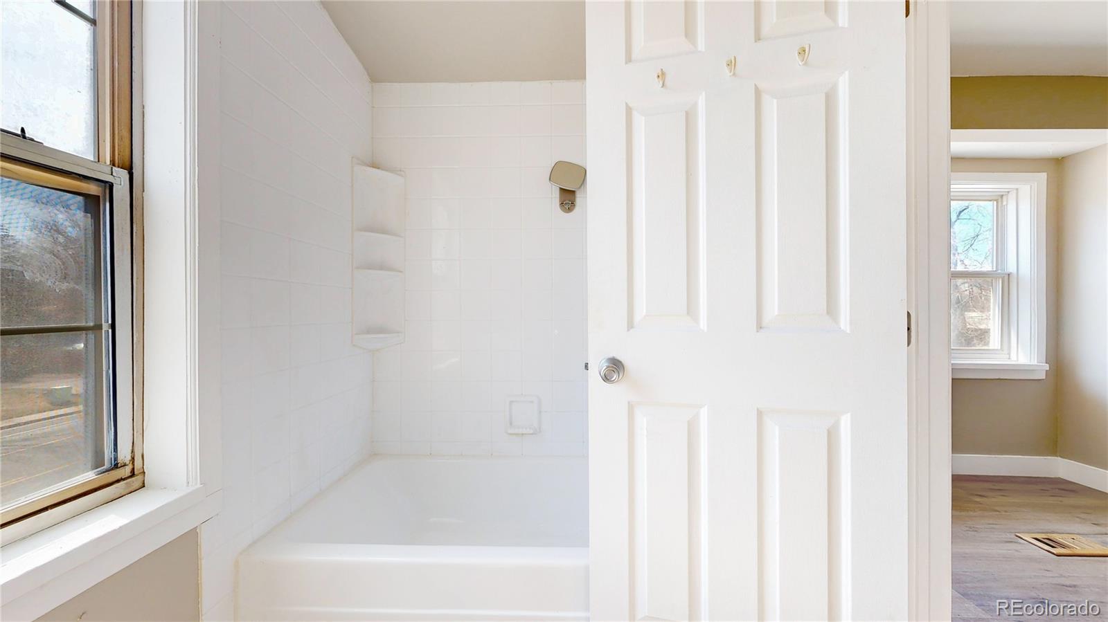 1402 9th Avenue Longmont CO 80501