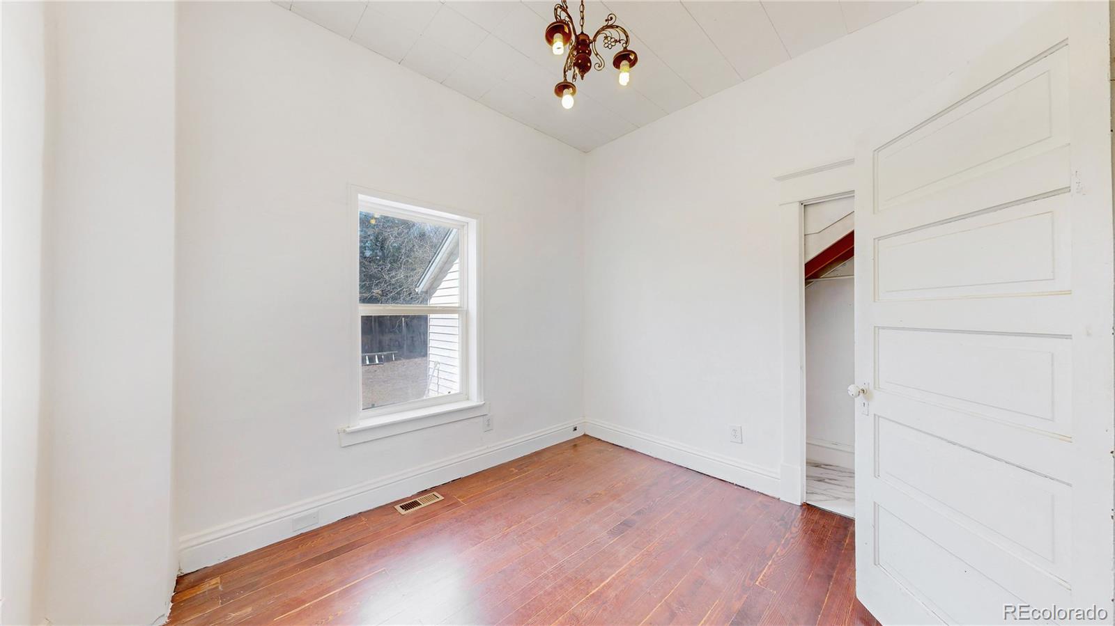 1402 9th Avenue Longmont CO 80501