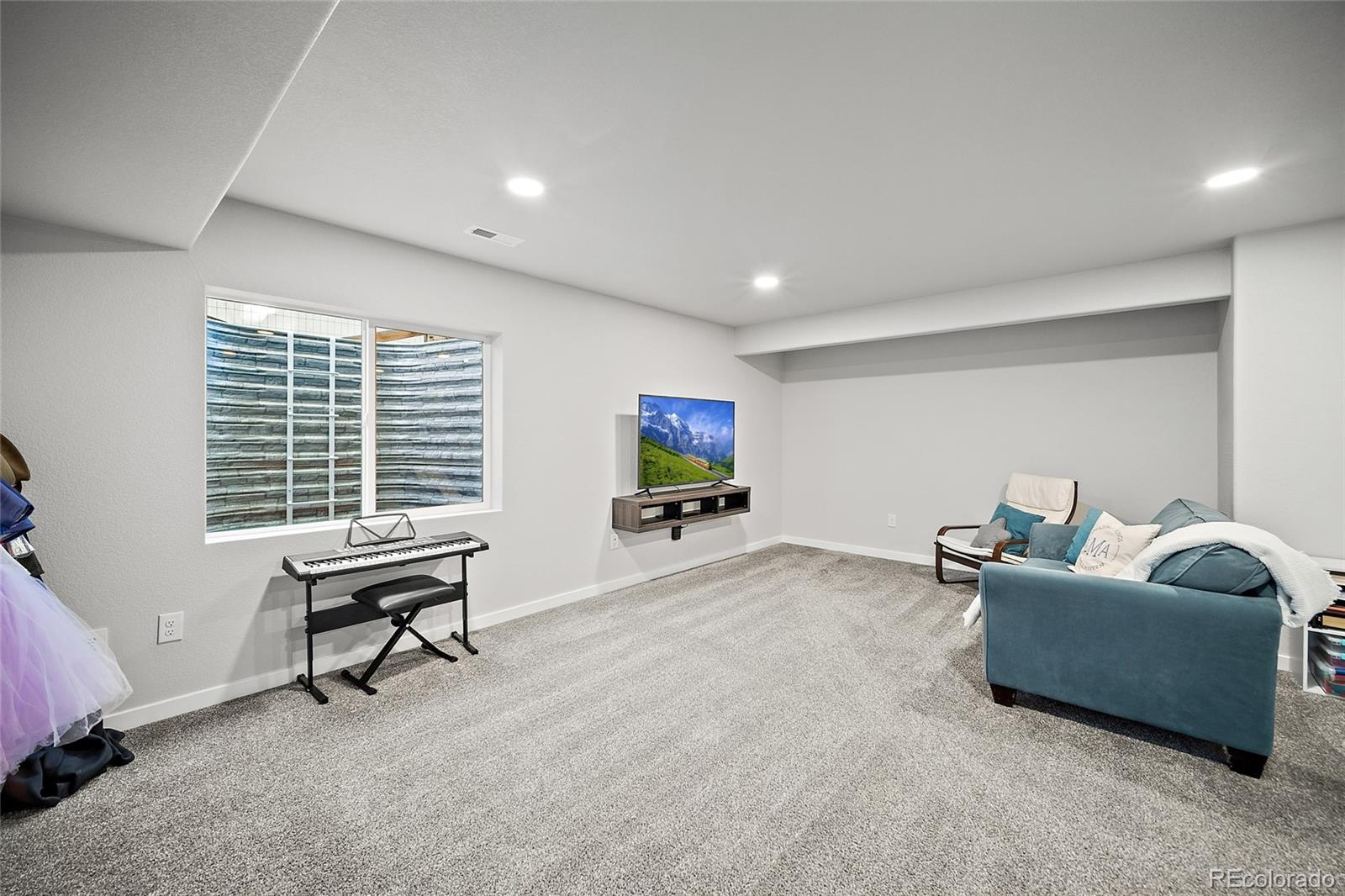 7372 Glen Forest Lane Colorado Springs CO 80927