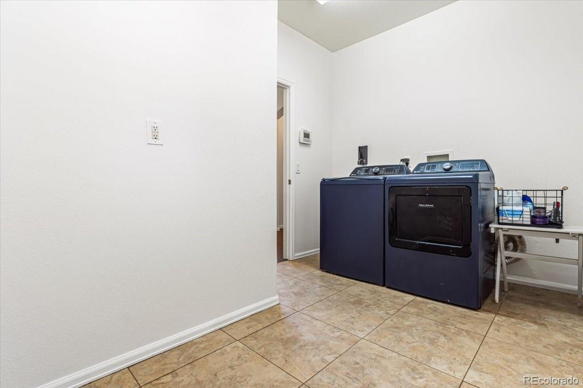 22045 E Hoover Drive Aurora CO 80016