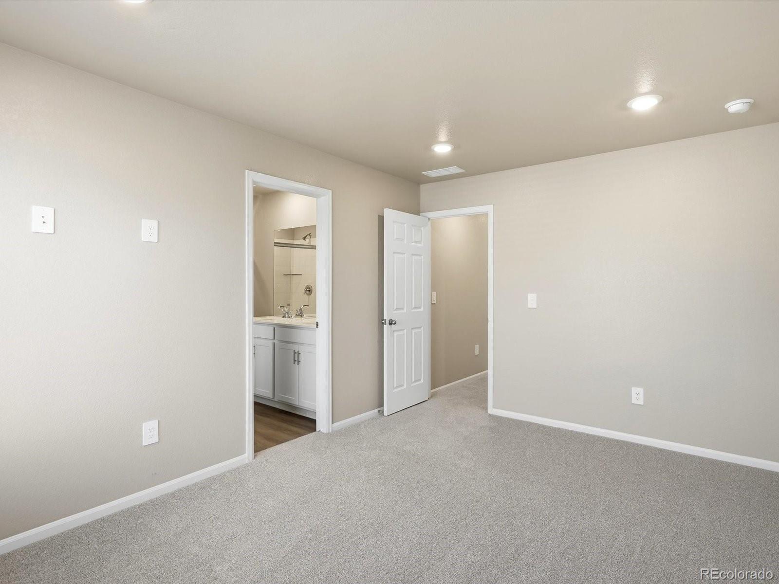 2242 E 164th Avenue Thornton CO 80602