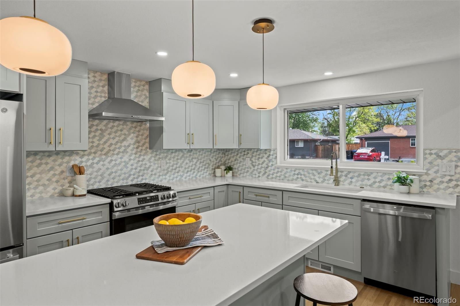 6141 Hoyt Street Arvada CO 80004