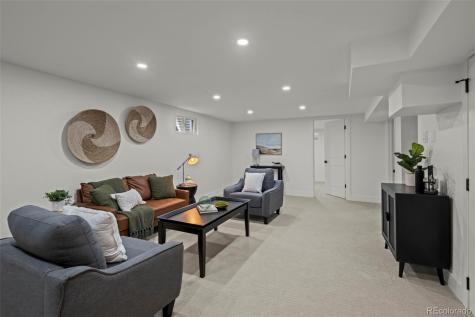 6141 Hoyt Street Arvada CO 80004