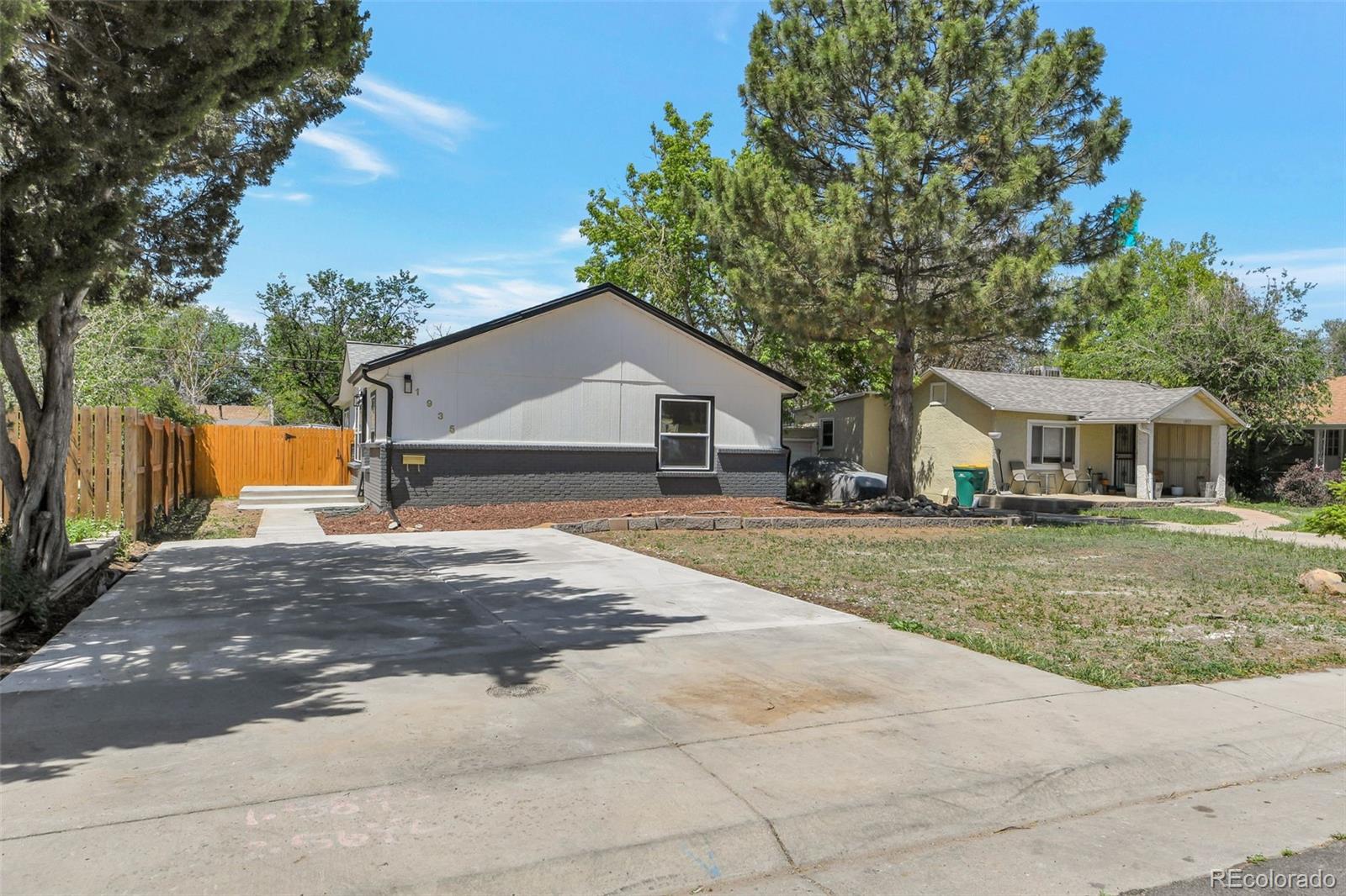 1935 Geneva Street Aurora CO 80010