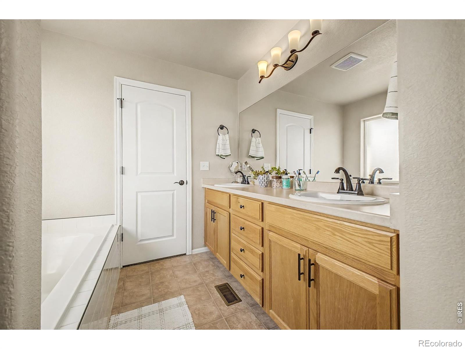 1817 106th Avenue Greeley CO 80634