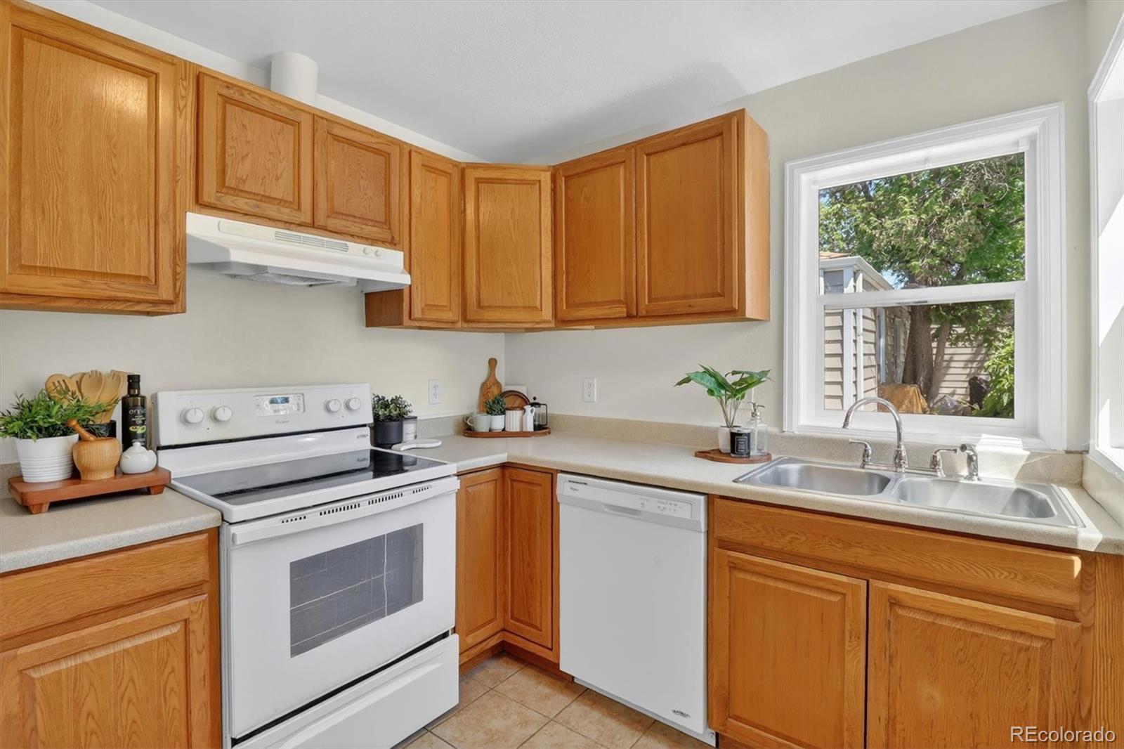 1908 Geneva Street Aurora CO 80010