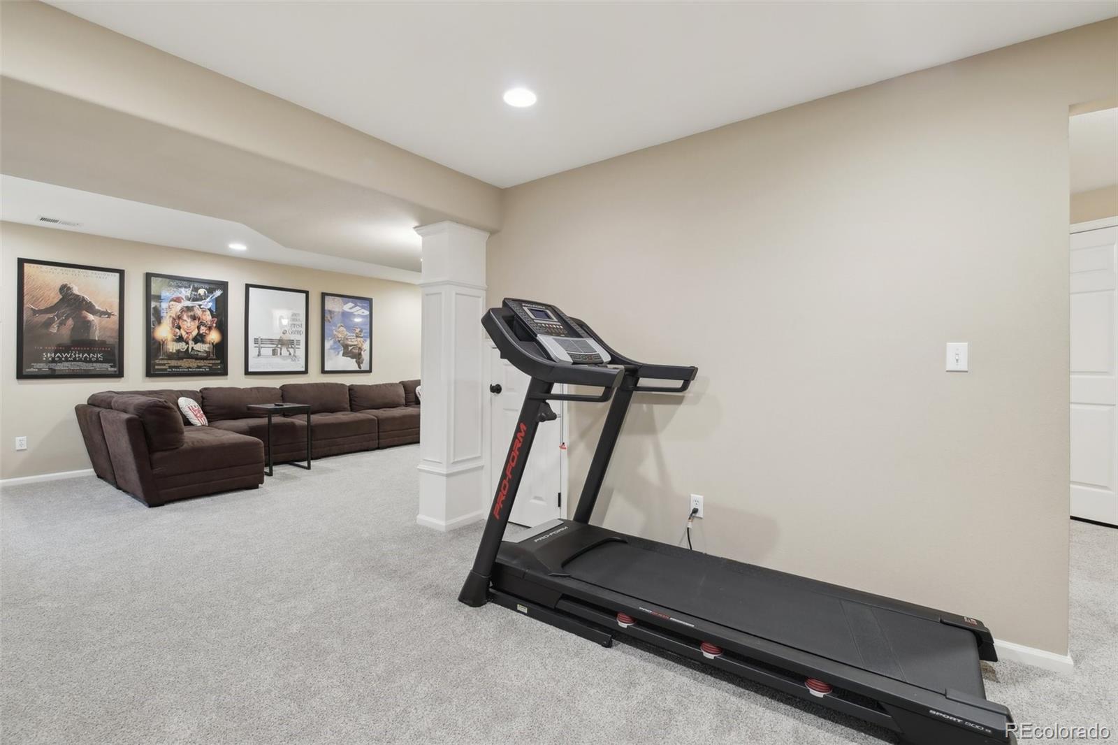 9554 Queenscliffe Drive Highlands Ranch CO 80130