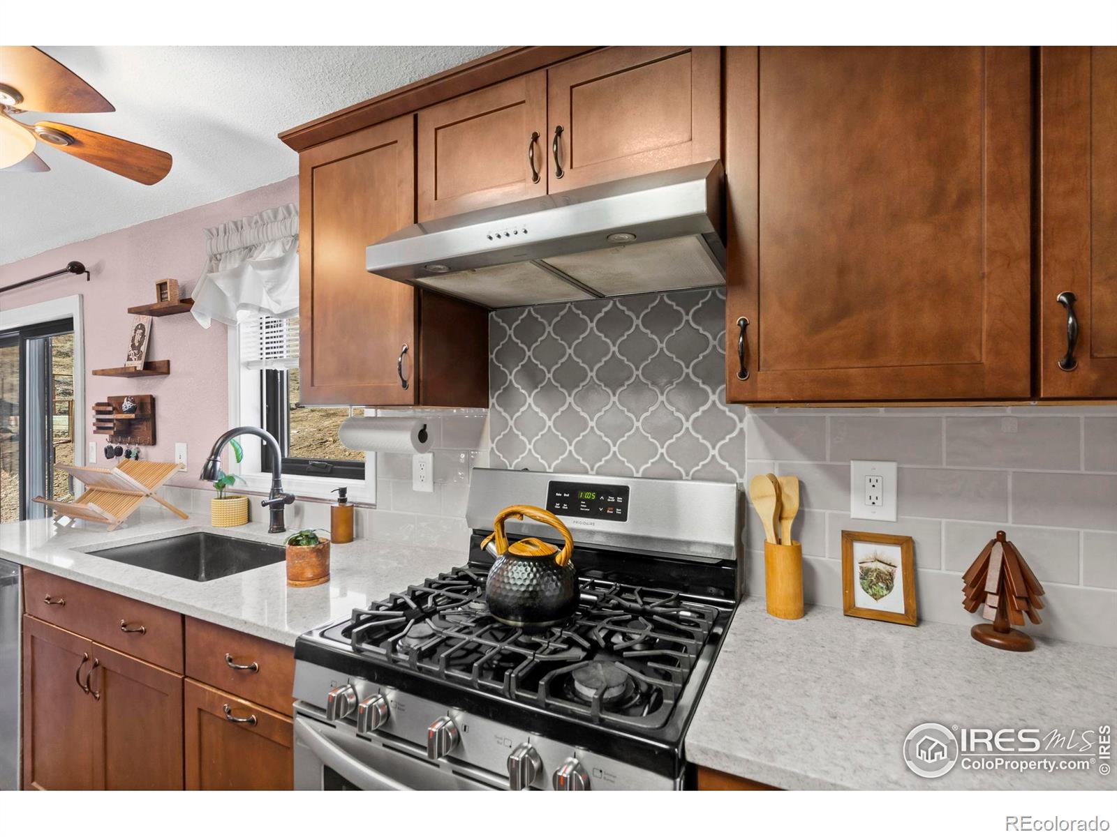 90 Redtail Ridge Way Bellvue CO 80512